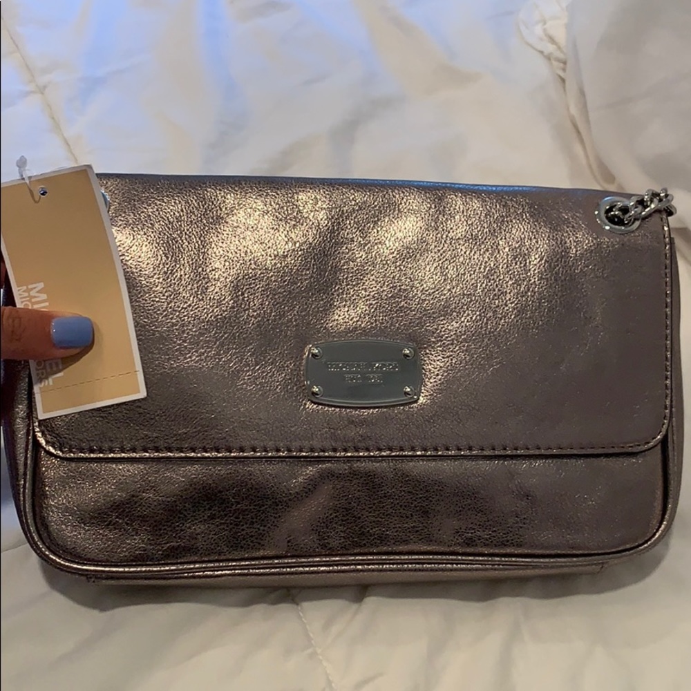 NWT SILVER MICHAEL KORS BAG WITH LINK CHAIN